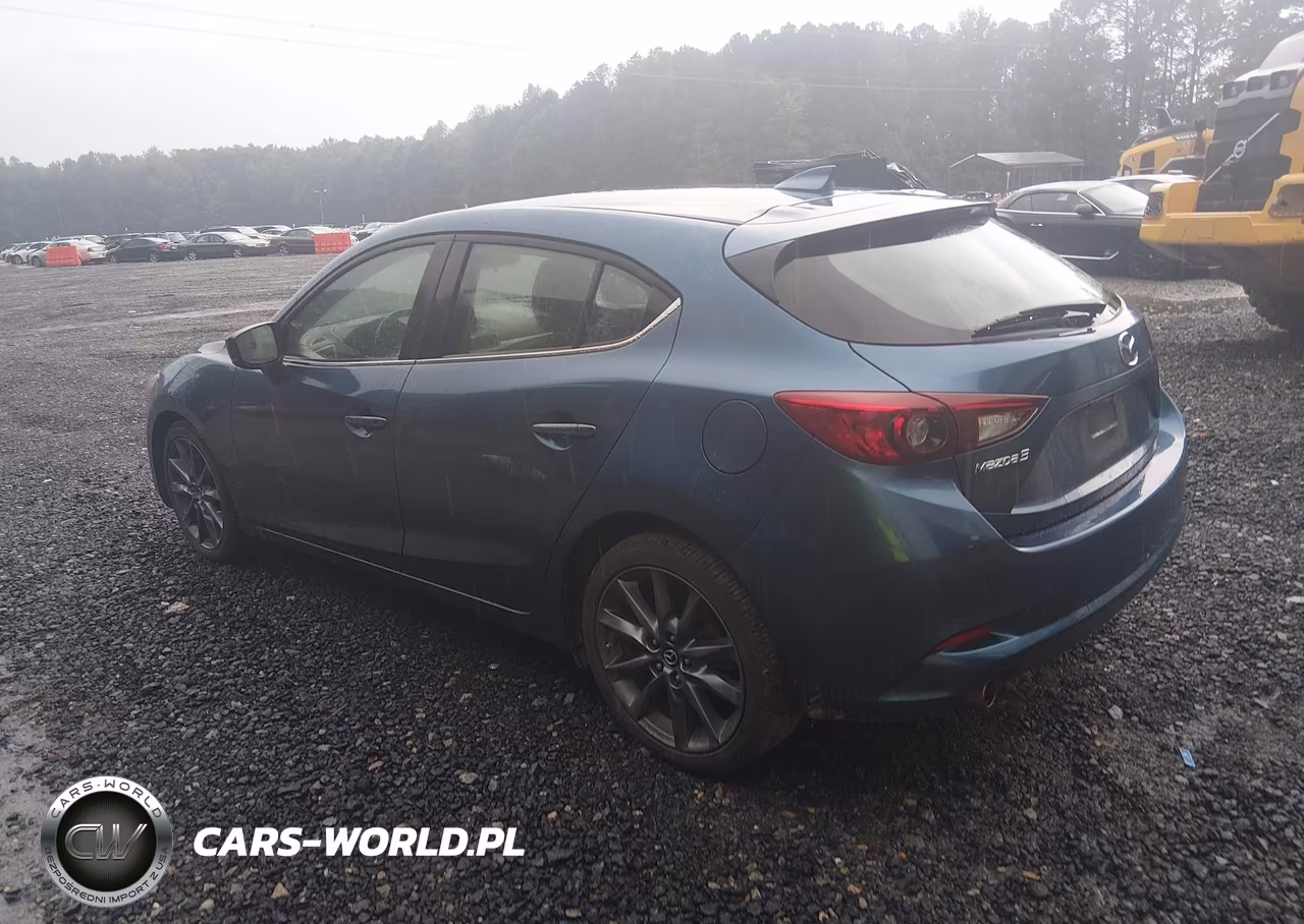 2018 Mazda Mazda3 Touring VIN:3MZBN1L33JM274102 - 3