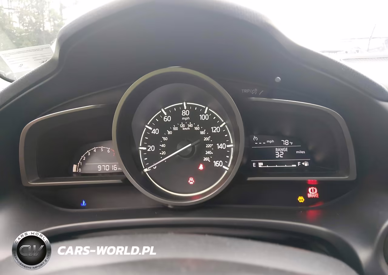 2018 Mazda Mazda3 Touring VIN:3MZBN1L33JM274102 - 7