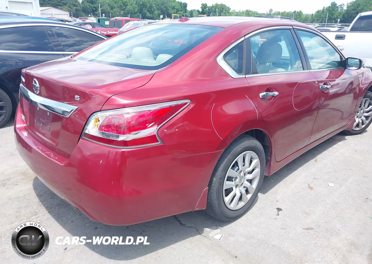 2015 Nissan Altima 2.5 S VIN:1N4AL3AP3FC201509 - 4