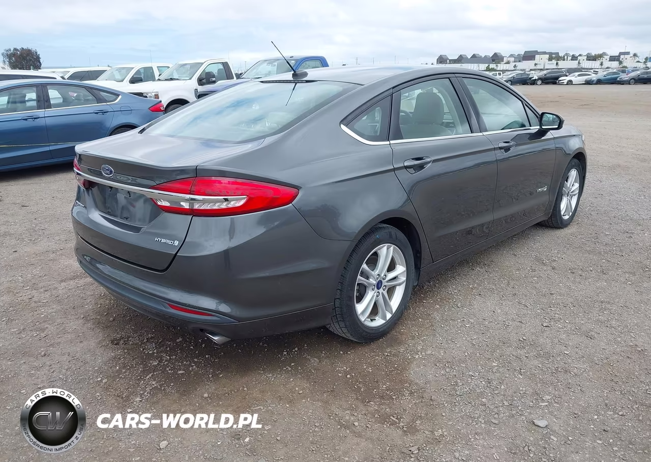 2018 Ford Fusion Hybrid S VIN:3FA6P0UU4JR254319 - 4