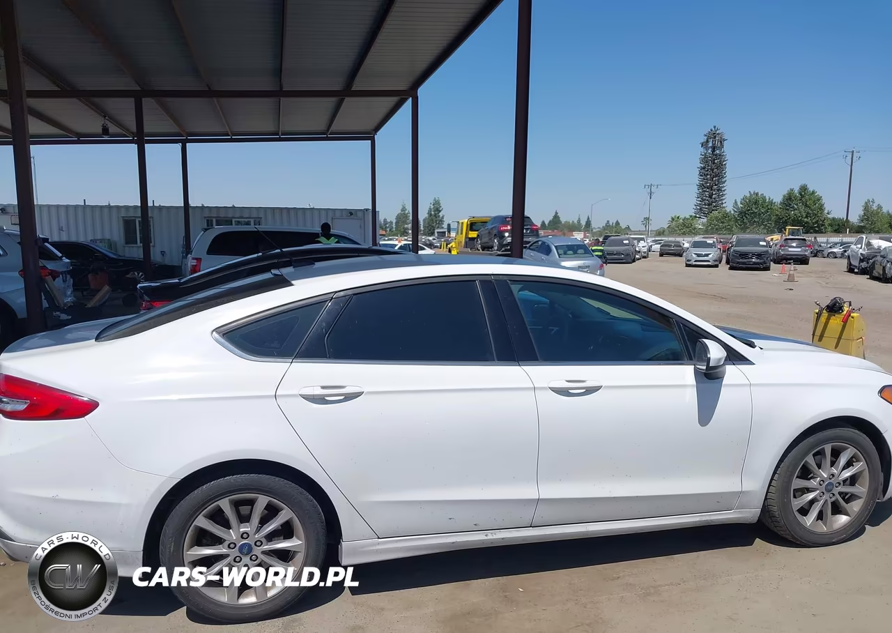 2017 Ford Fusion Se VIN:3FA6P0H71HR356059 - 14