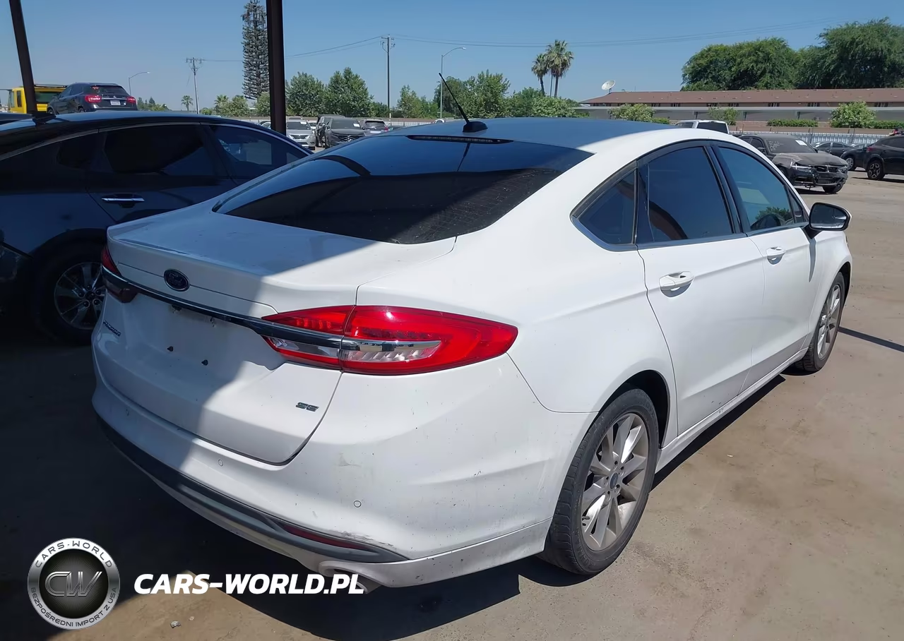 2017 Ford Fusion Se VIN:3FA6P0H71HR356059 - 4