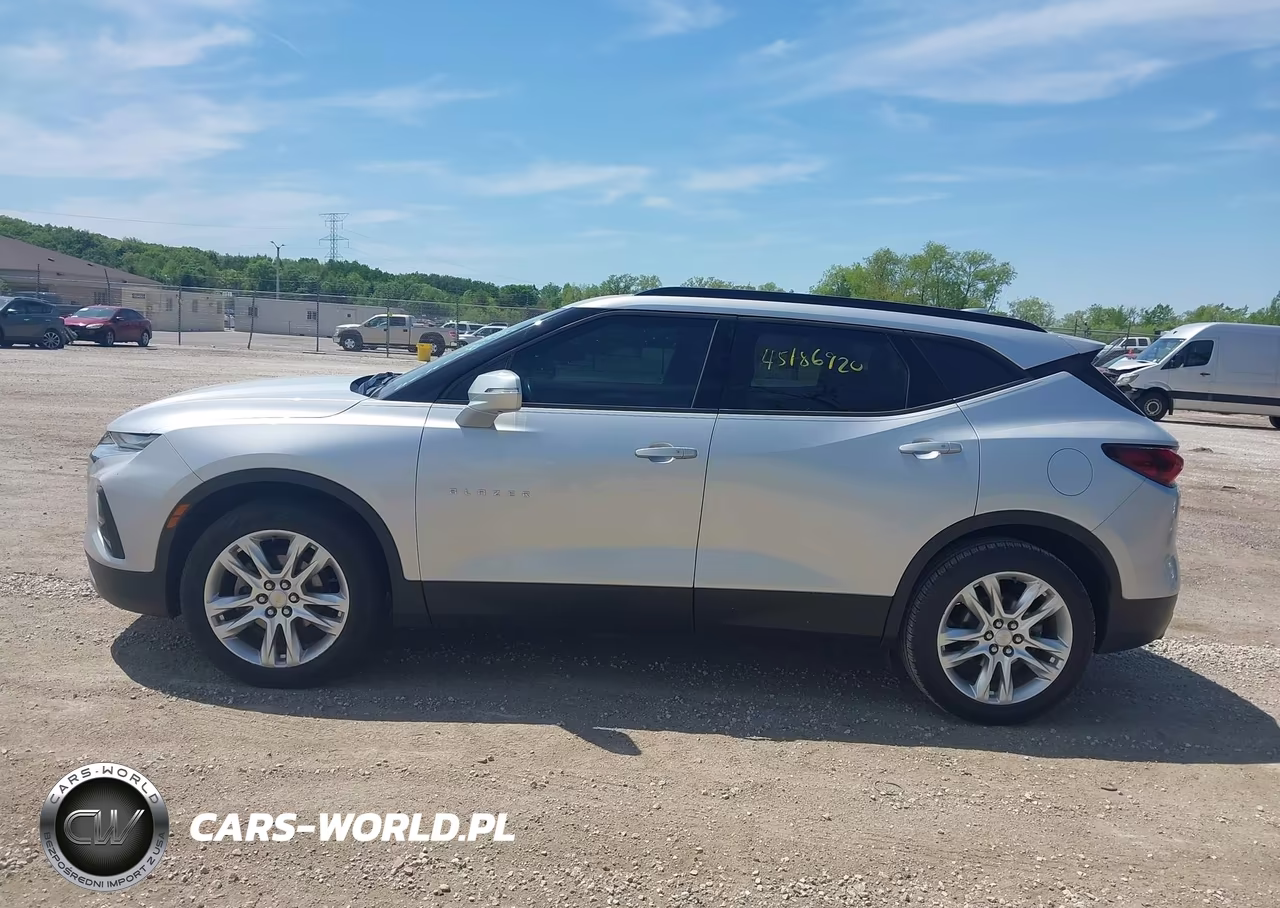 2019 Chevrolet Blazer VIN:3GNKBDRS3KS642357 - 14