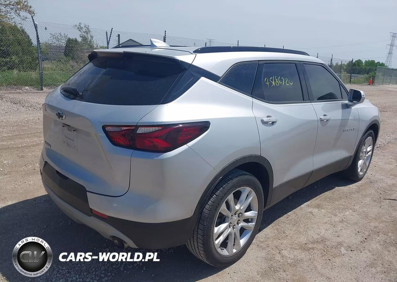 2019 Chevrolet Blazer VIN:3GNKBDRS3KS642357 - 4