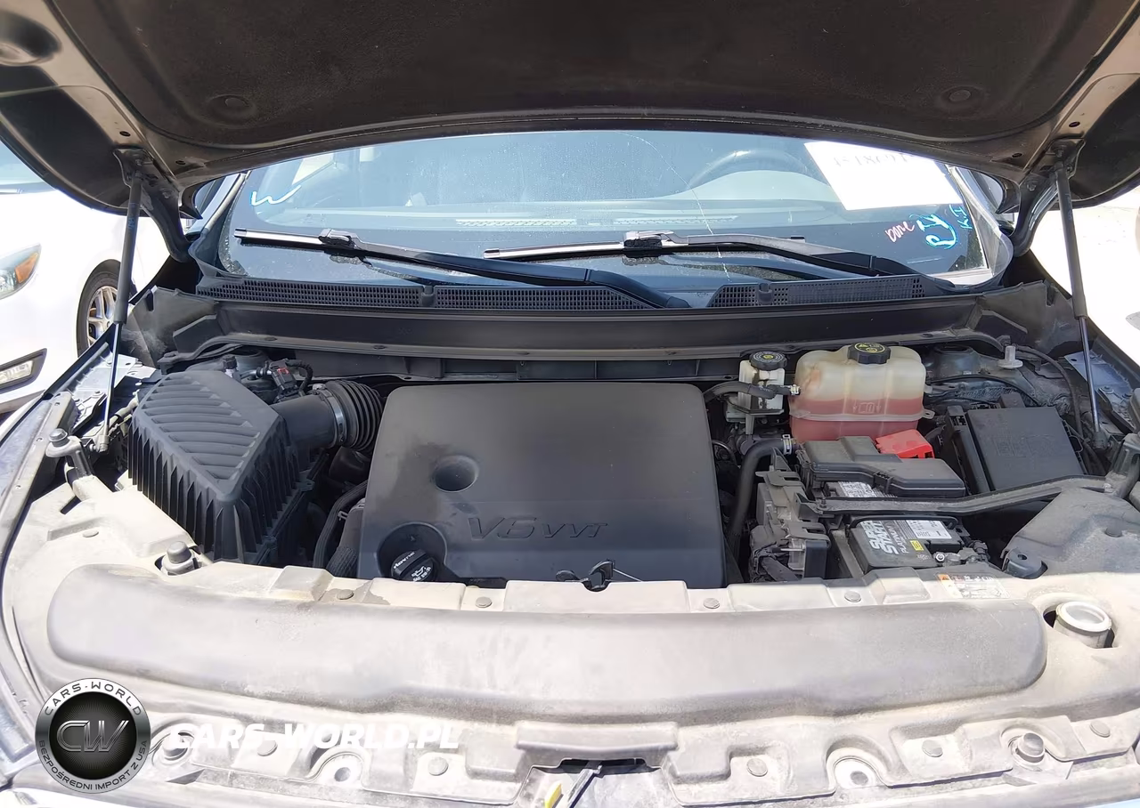 2018 Buick Enclave Essence VIN:5GAERBKW6JJ161992 - 10
