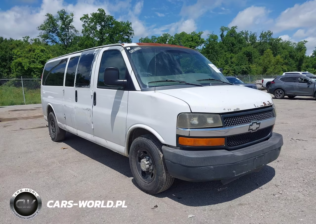 2011 Chevrolet Express 3500 Lt – zdjęcie 1 z 16