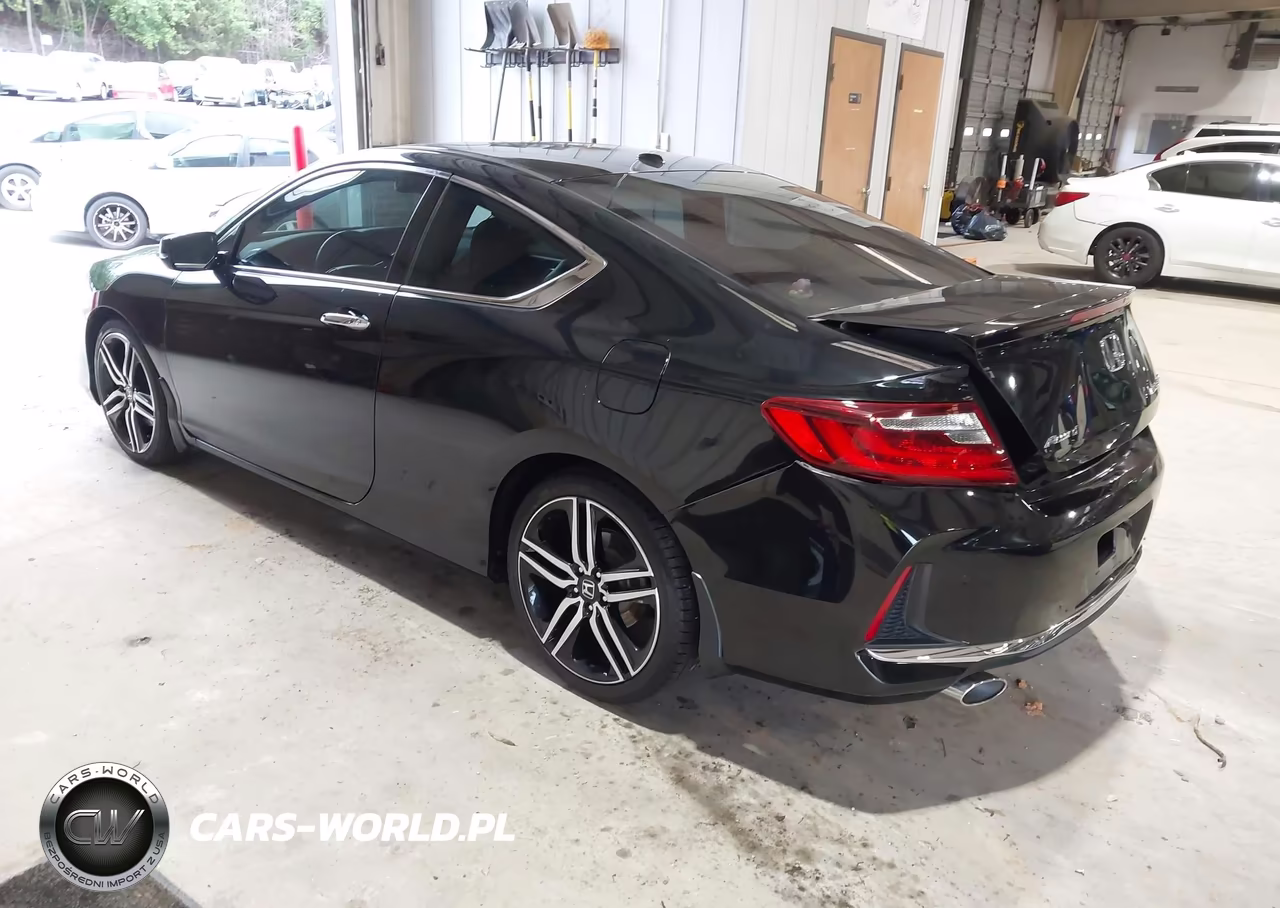 2017 Honda Accord Touring V6 VIN:1HGCT2B07HA007449 - 3