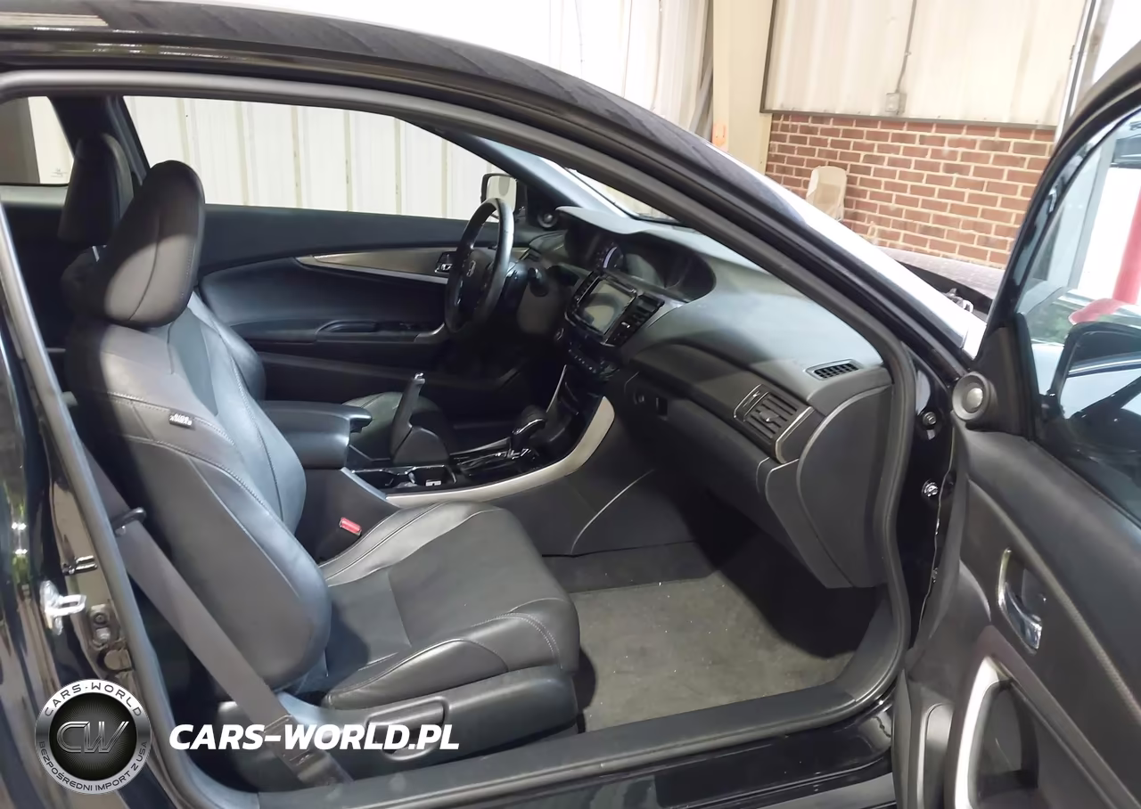 2017 Honda Accord Touring V6 VIN:1HGCT2B07HA007449 - 5