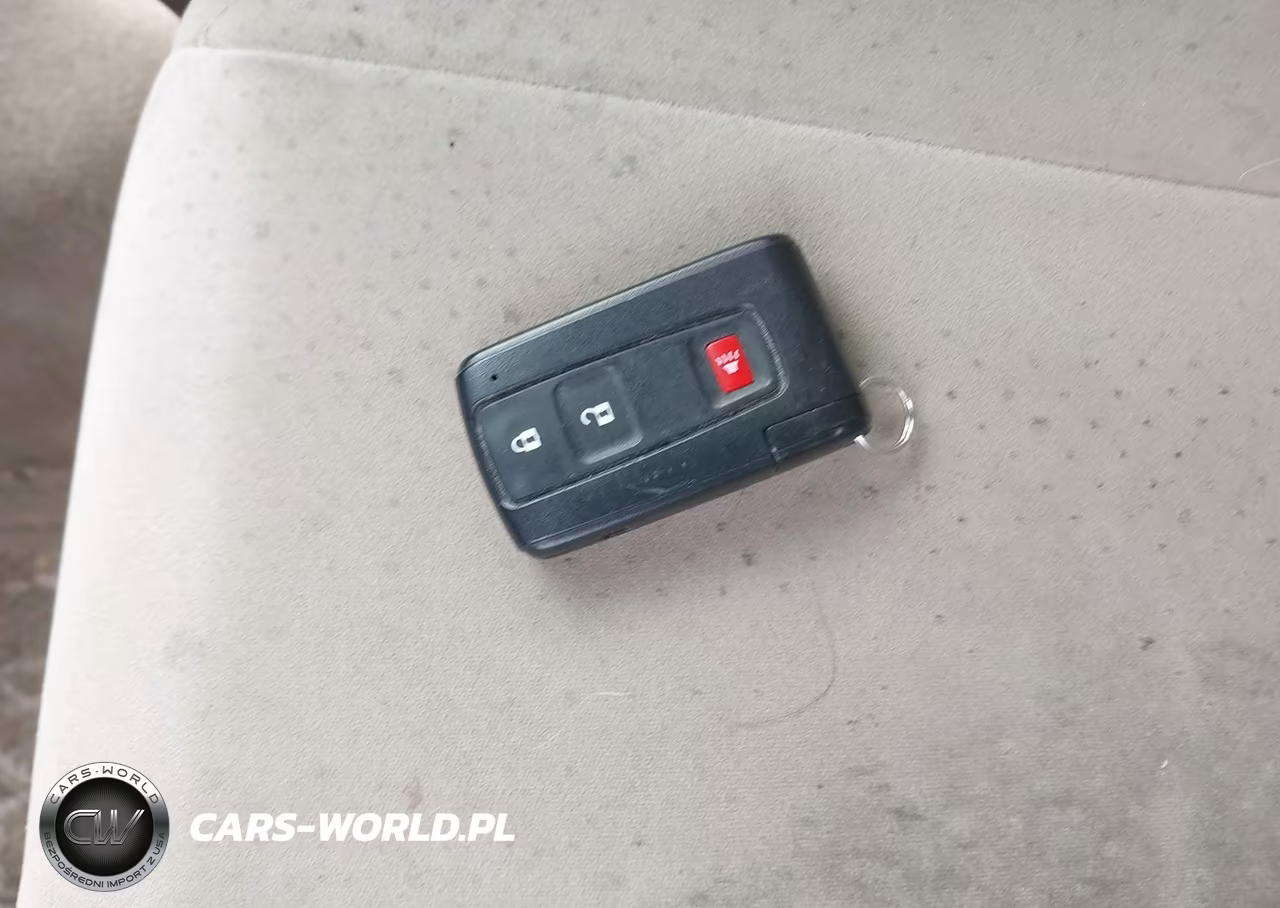2004 Toyota Prius VIN:JTDKB20U240060479 - 11