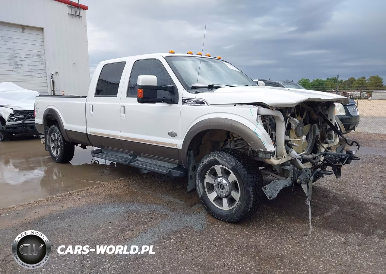 2015 Ford F-250 Lariat – zdjęcie 1 z 17