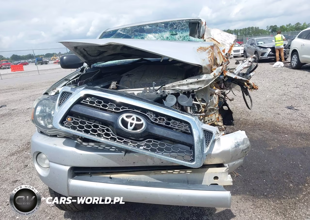 2011 Toyota Tacoma Base V6 VIN:5TFUU4EN6BX016960 - 13