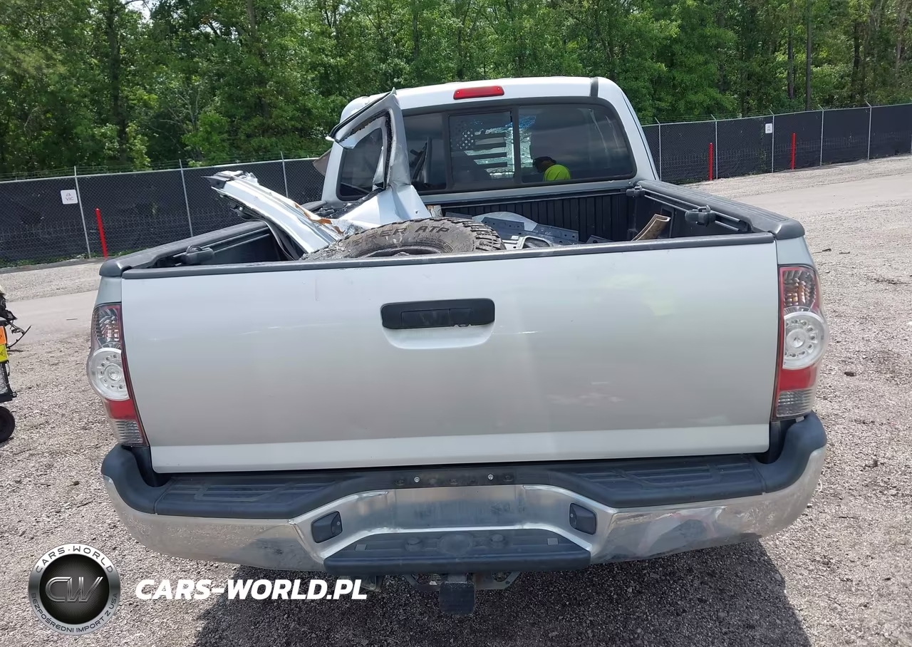 2011 Toyota Tacoma Base V6 VIN:5TFUU4EN6BX016960 - 17