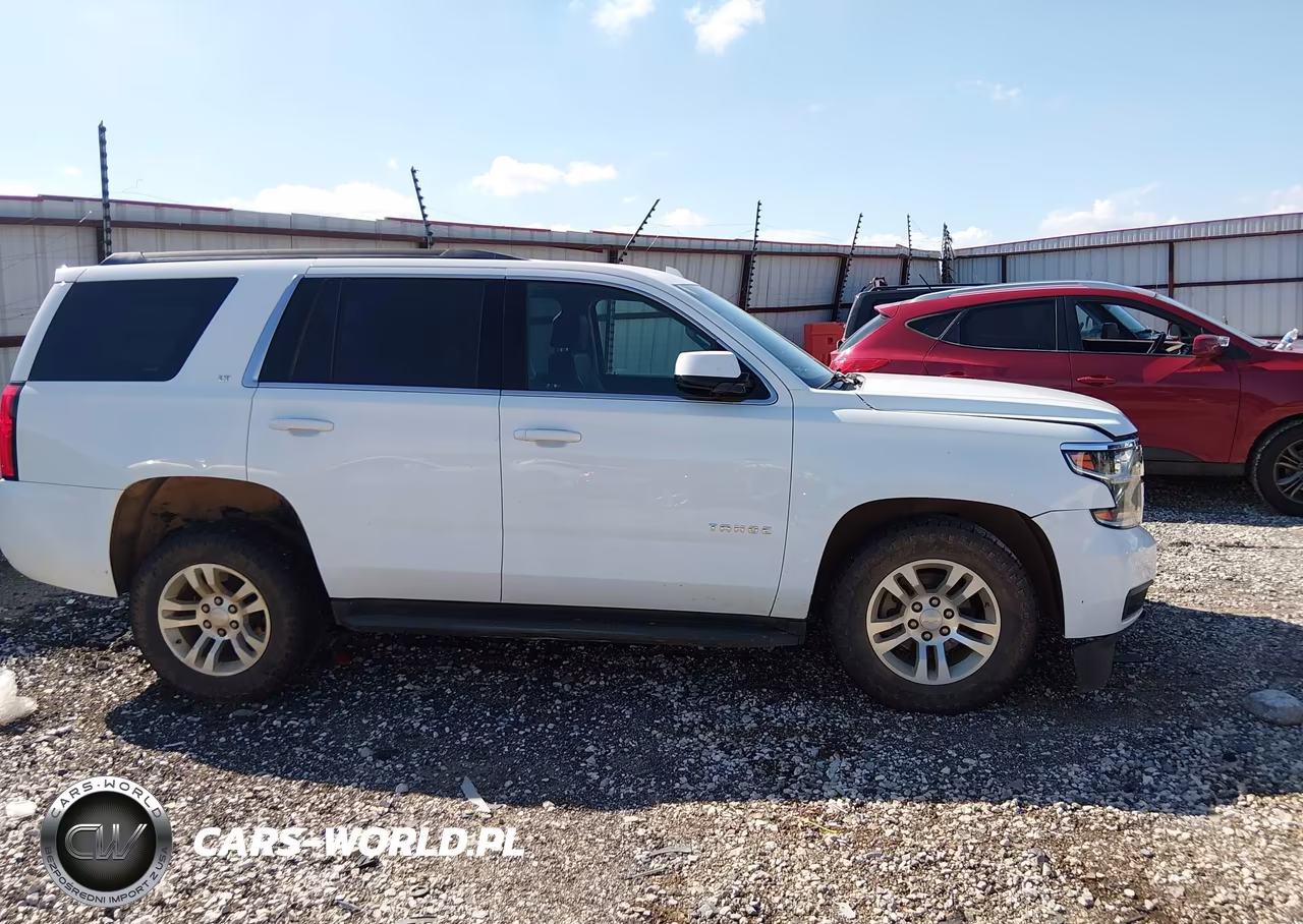 2018 Chevrolet Tahoe Lt VIN:1GNSCBKC6JR110610 - 13