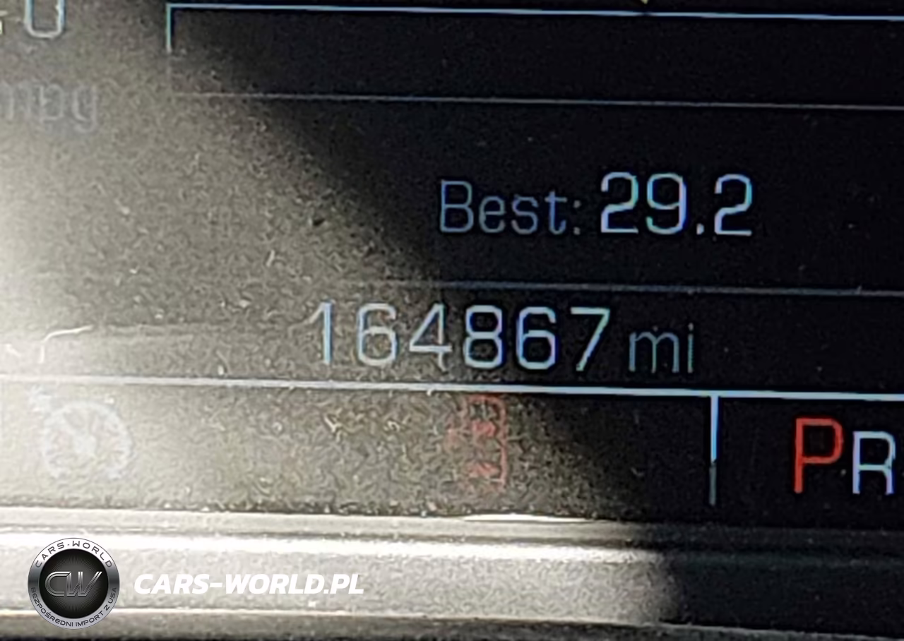 2018 Chevrolet Tahoe Lt VIN:1GNSCBKC6JR110610 - 15