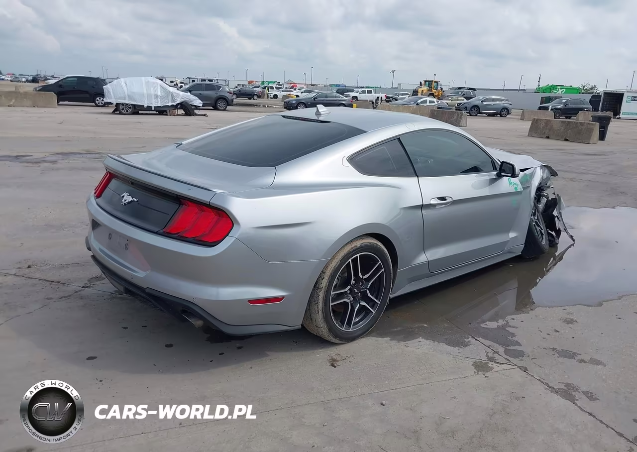 2022 Ford Mustang Ecoboost Premium Fastback VIN:1FA6P8TH6N5104417 - 4