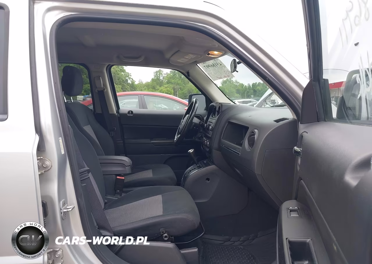 2011 Jeep Patriot Sport VIN:1J4NF1GBXBD279528 - 5