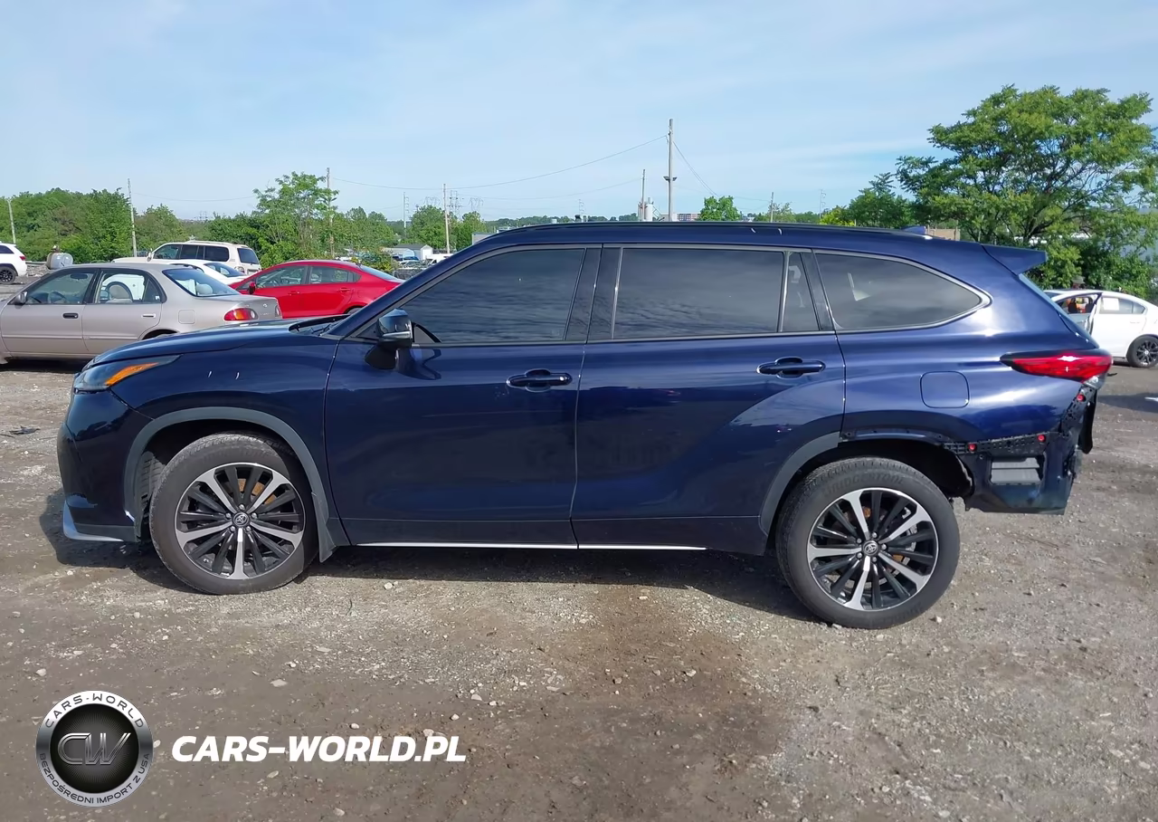2022 Toyota Highlander Xse VIN:5TDLZRBH0NS248795 - 13