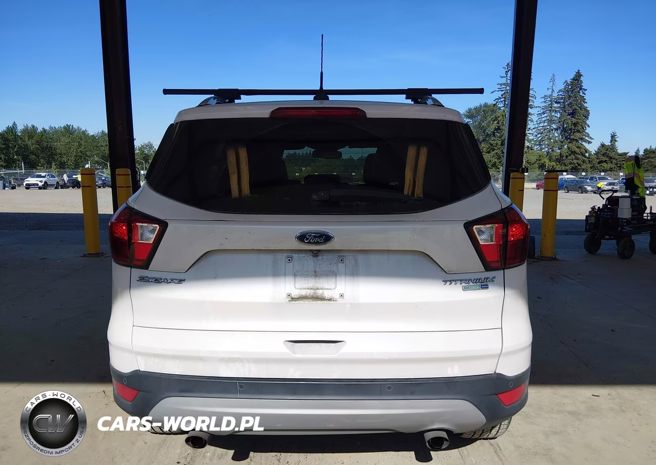 2019 Ford Escape Titanium VIN:1FMCU9J90KUA82600 - 17