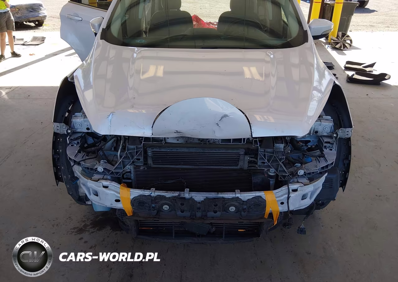 2019 Ford Escape Titanium VIN:1FMCU9J90KUA82600 - 6