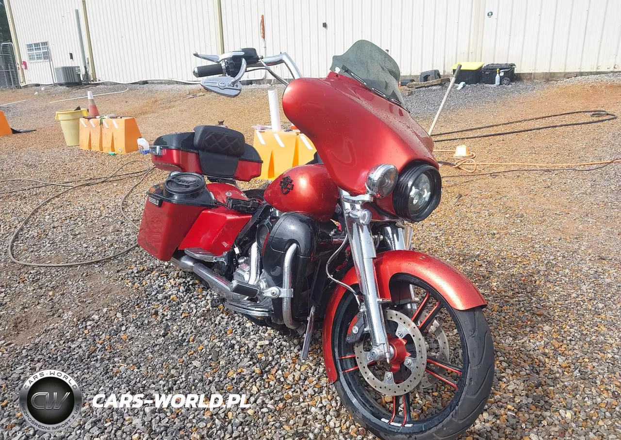 2011 Harley-Davidson Flhx