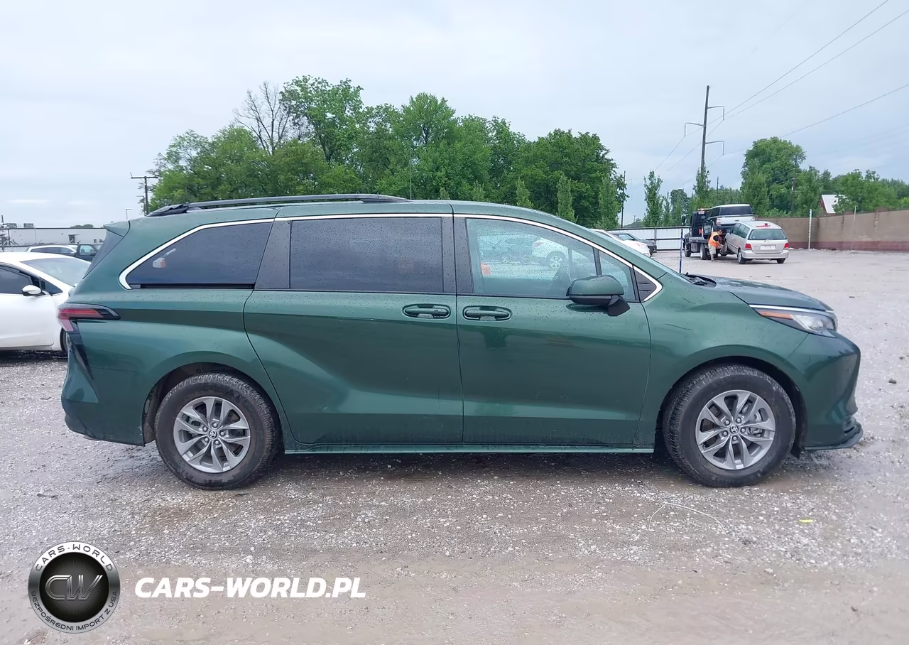 2023 Toyota Sienna Le VIN:5TDKSKFC1PS080478 - 13