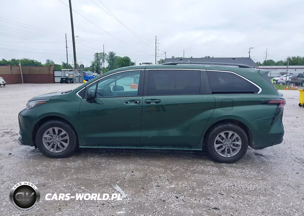 2023 Toyota Sienna Le VIN:5TDKSKFC1PS080478 - 14