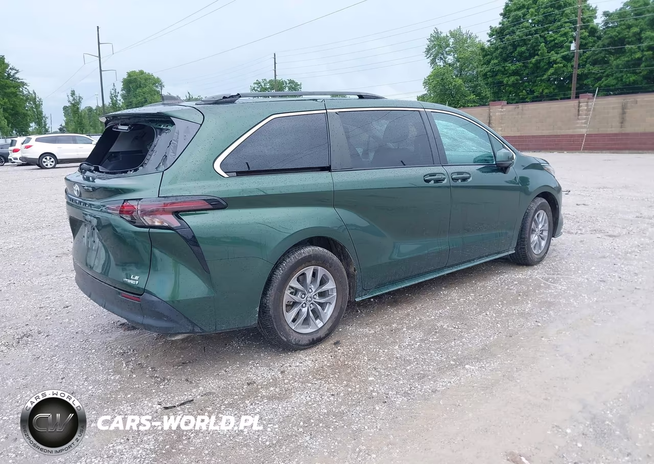 2023 Toyota Sienna Le VIN:5TDKSKFC1PS080478 - 4