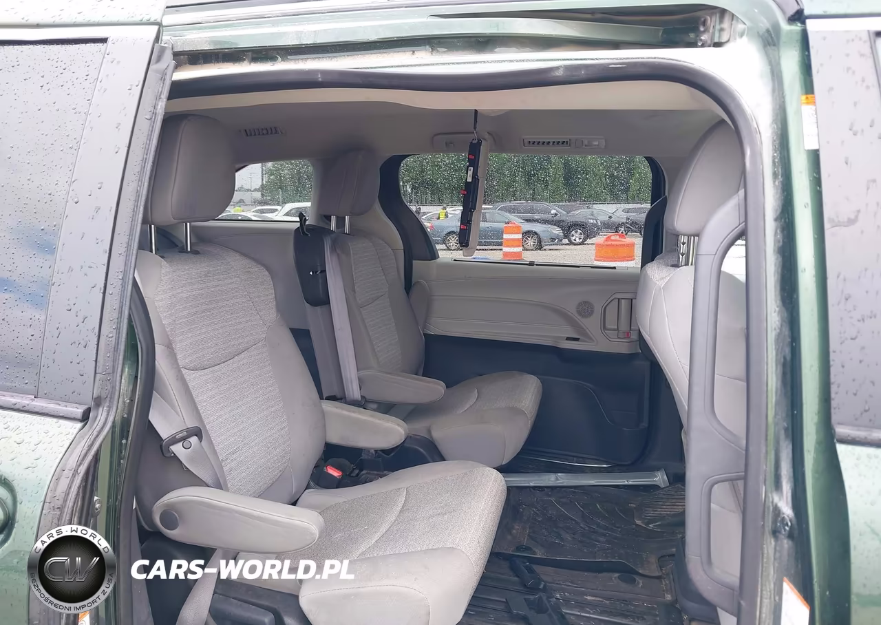 2023 Toyota Sienna Le VIN:5TDKSKFC1PS080478 - 8