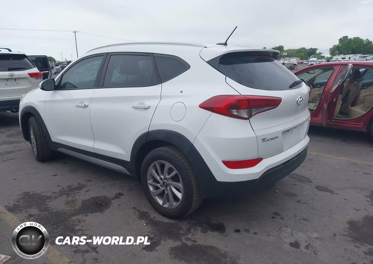 2017 Hyundai Tucson Se VIN:KM8J3CA48HU274383 - 3