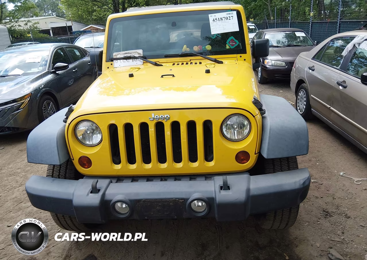 2011 Jeep Wrangler Unlimited Sport VIN:1J4HA3H17BL528757 - 6
