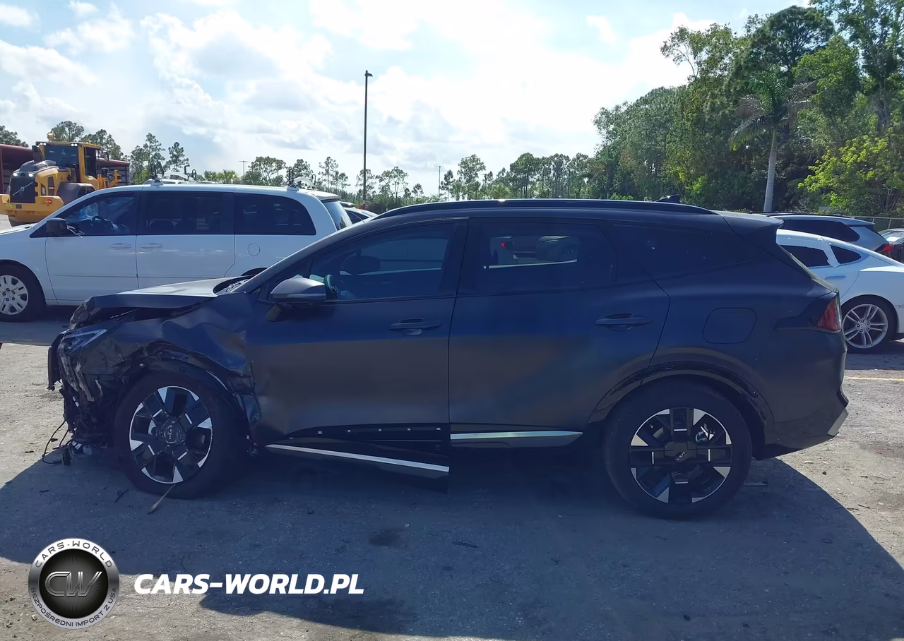 2026 Kia Sportage Sx-Prestige VIN:5XYK53DF9TG410496 - 13