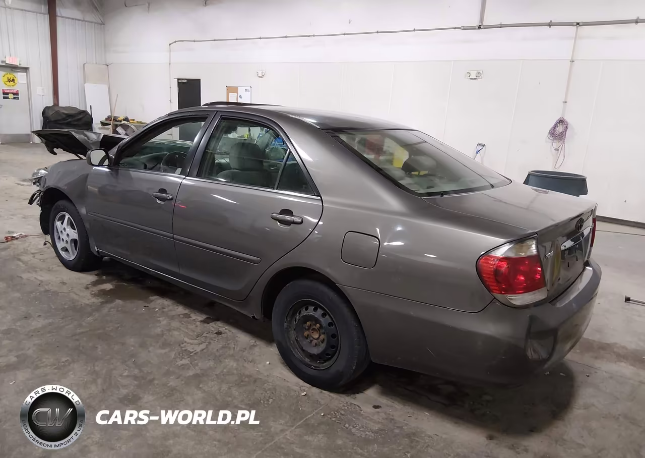 2006 Toyota Camry Le VIN:4T1BE32K36U673906 - 3