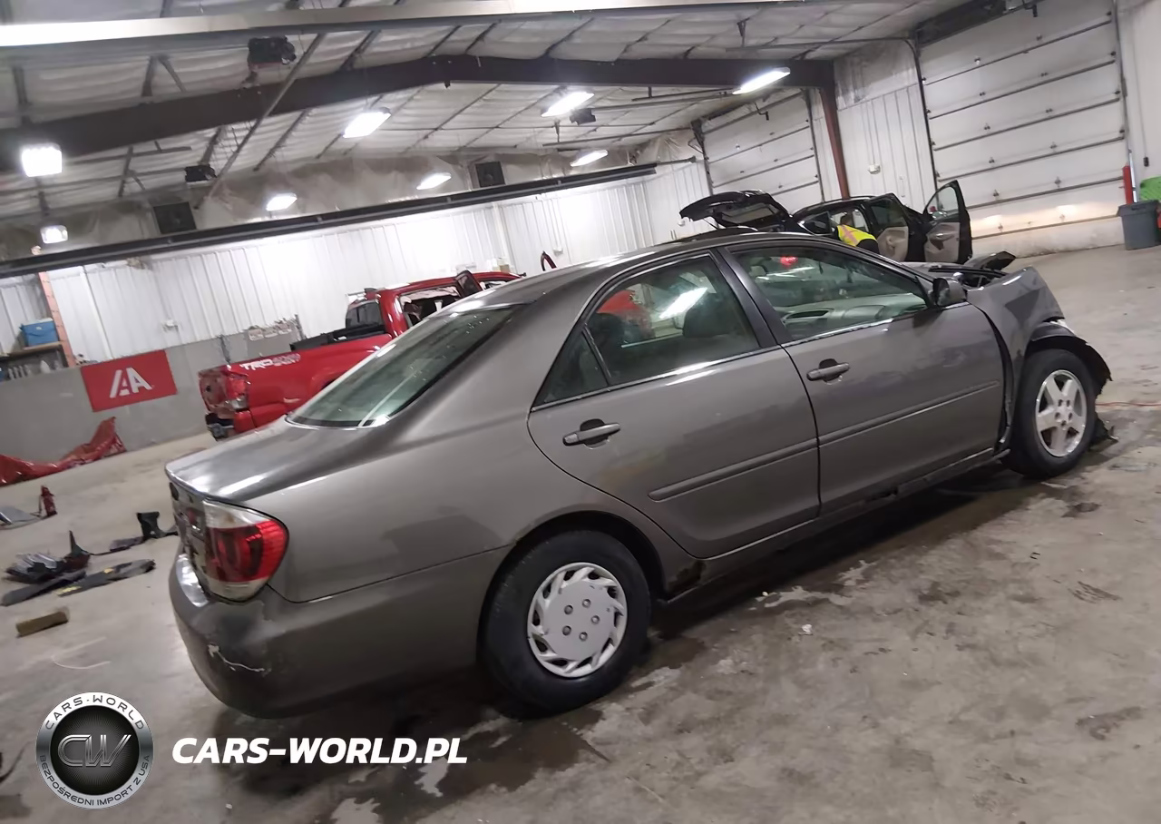 2006 Toyota Camry Le VIN:4T1BE32K36U673906 - 4