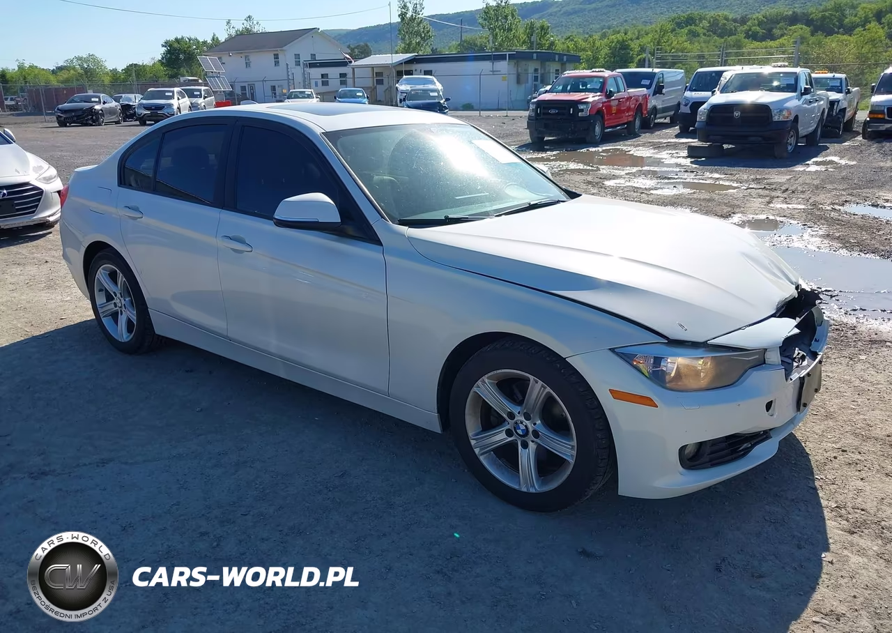2013 BMW 328I xDrive – zdjęcie 1 z 11