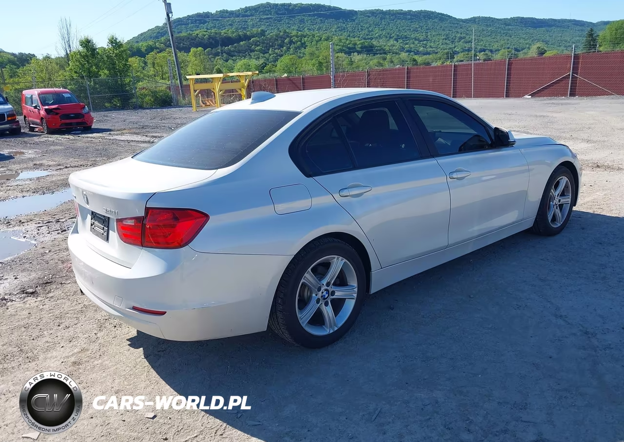 2013 BMW 328I xDrive VIN:WBA3B3C56DF541327 - 4