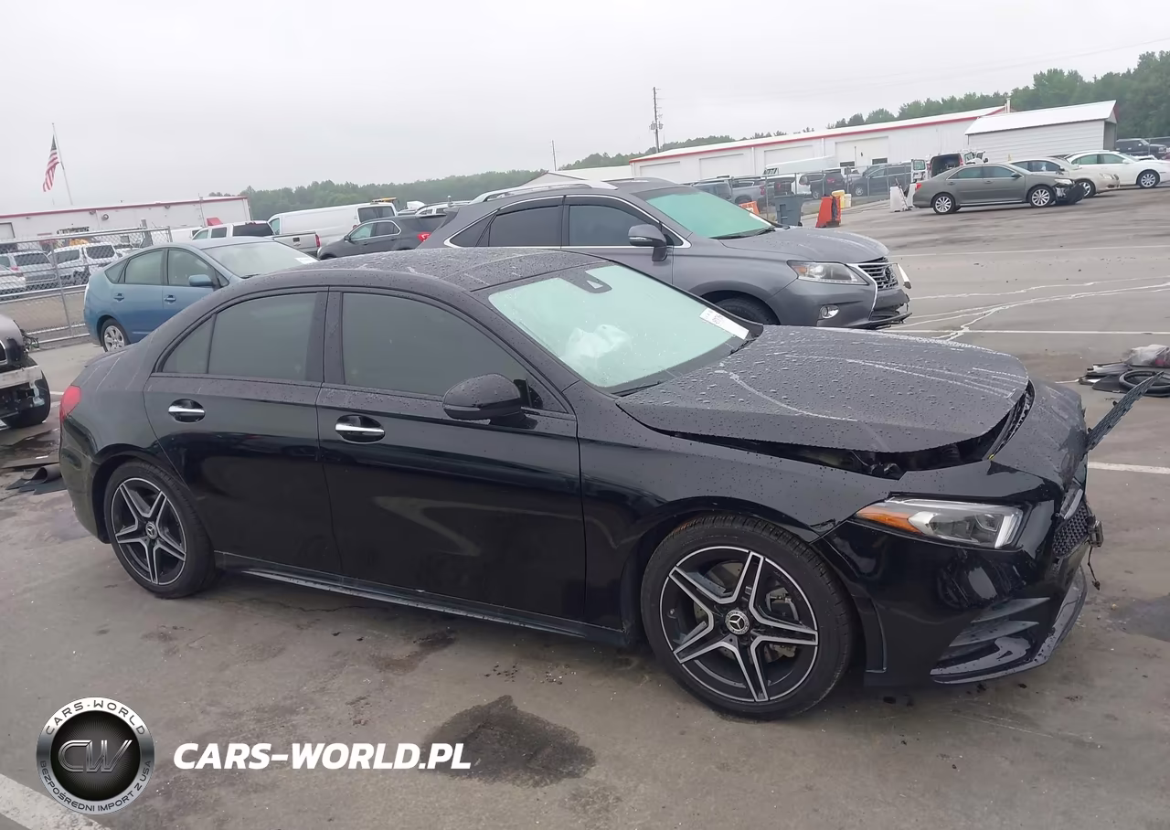 2020 Mercedes-Benz A 220 4Matic VIN:W1K3G4FB9LJ235218 - 13