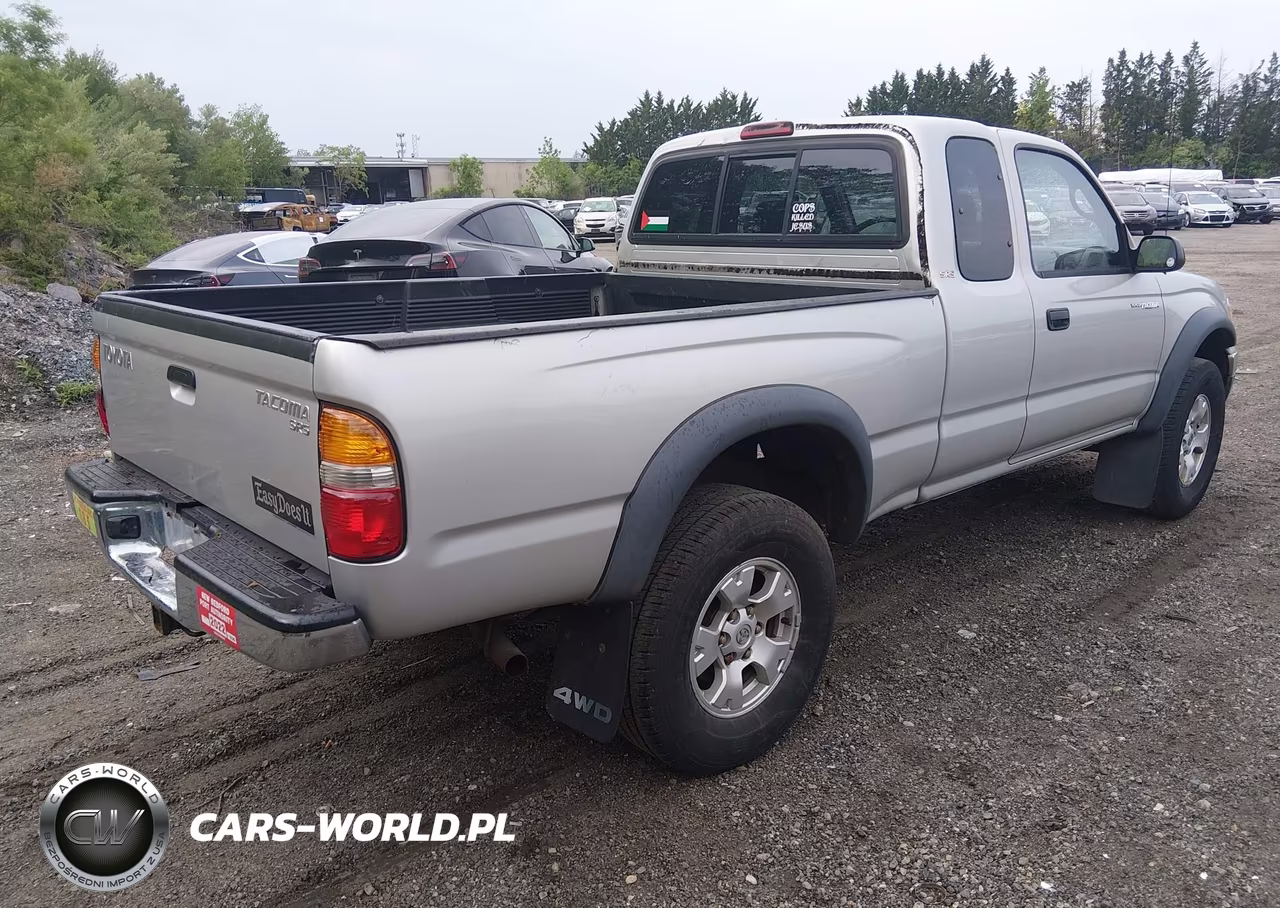 2003 Toyota Tacoma VIN:5TEWM72N33Z240681 - 4
