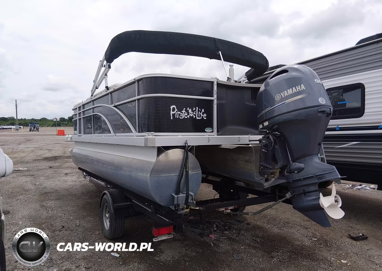 2018 Bennington Other VIN:ETWF5996A818 - 3