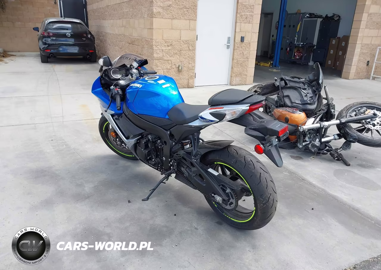 2023 Suzuki Gsx-R600 VIN:JS1GN7FA5P7101409 - 3