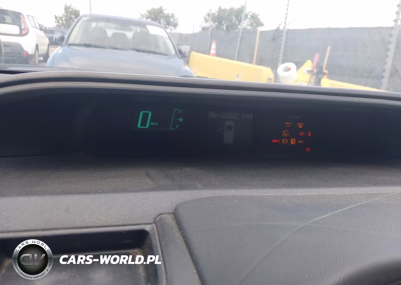 2013 Toyota Prius C One VIN:JTDKDTB36D1556819 - 7
