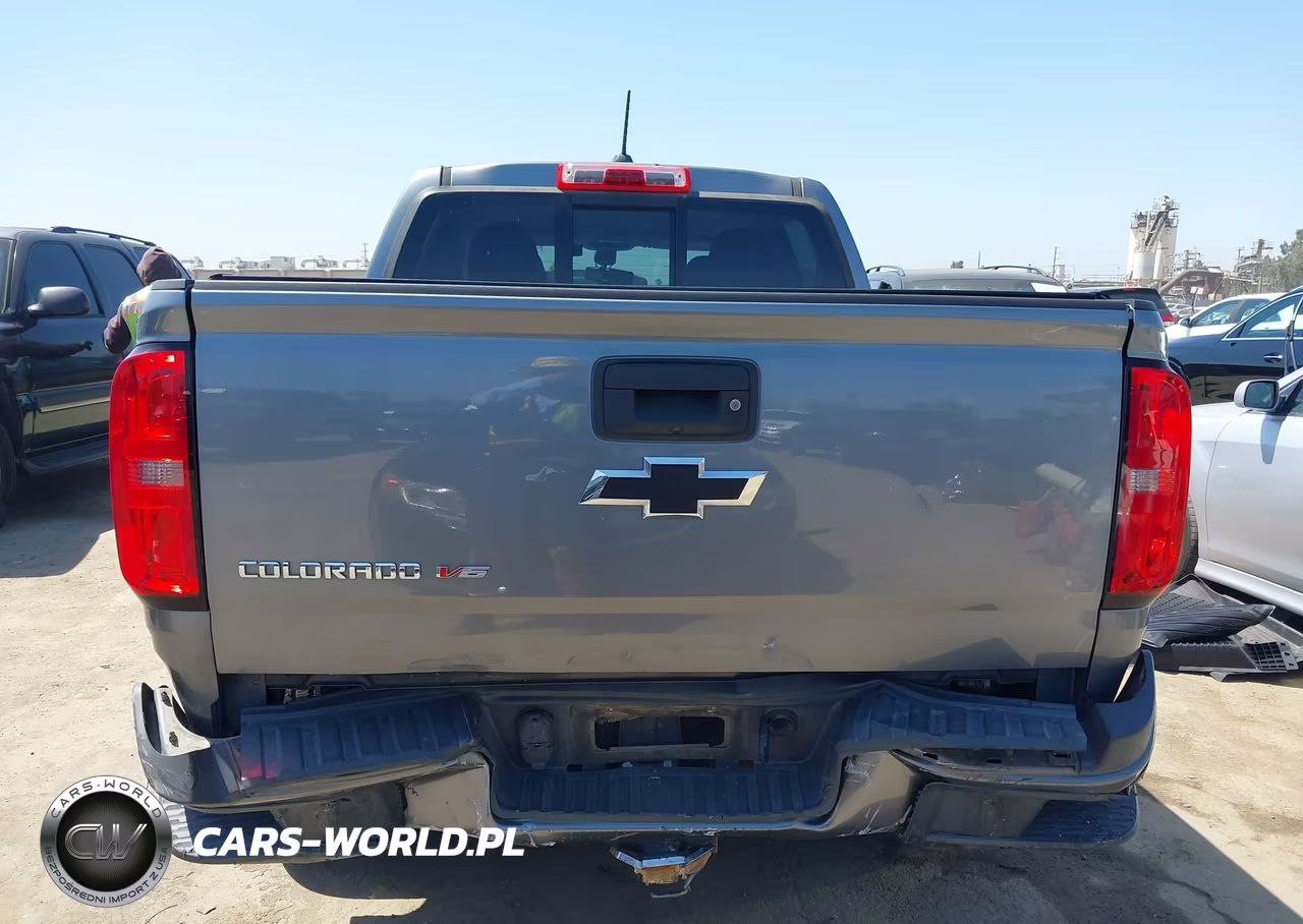 2018 Chevrolet Colorado Z71 VIN:1GCGSDEN1J1109891 - 19