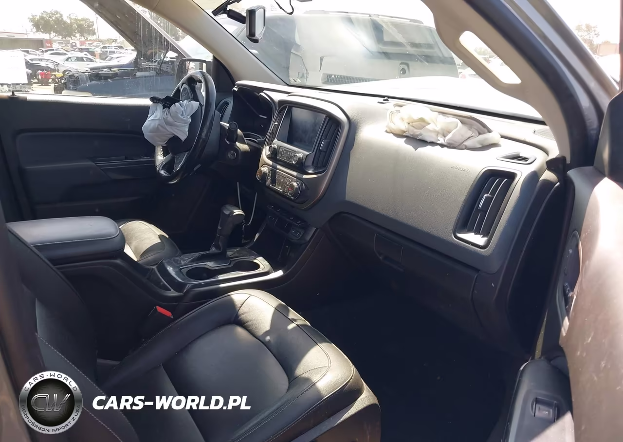 2018 Chevrolet Colorado Z71 VIN:1GCGSDEN1J1109891 - 5