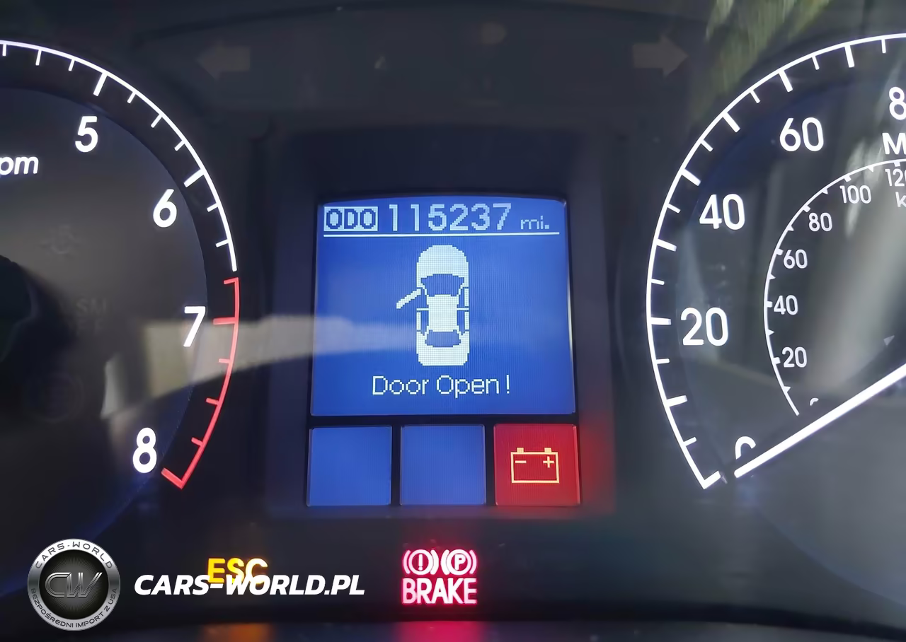 2012 Hyundai Genesis 3.8 VIN:KMHGC4DD2CU200851 - 15