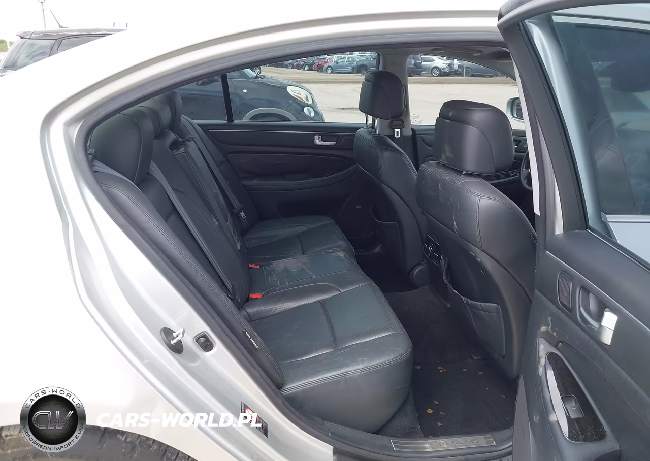 2012 Hyundai Genesis 3.8 VIN:KMHGC4DD2CU200851 - 8