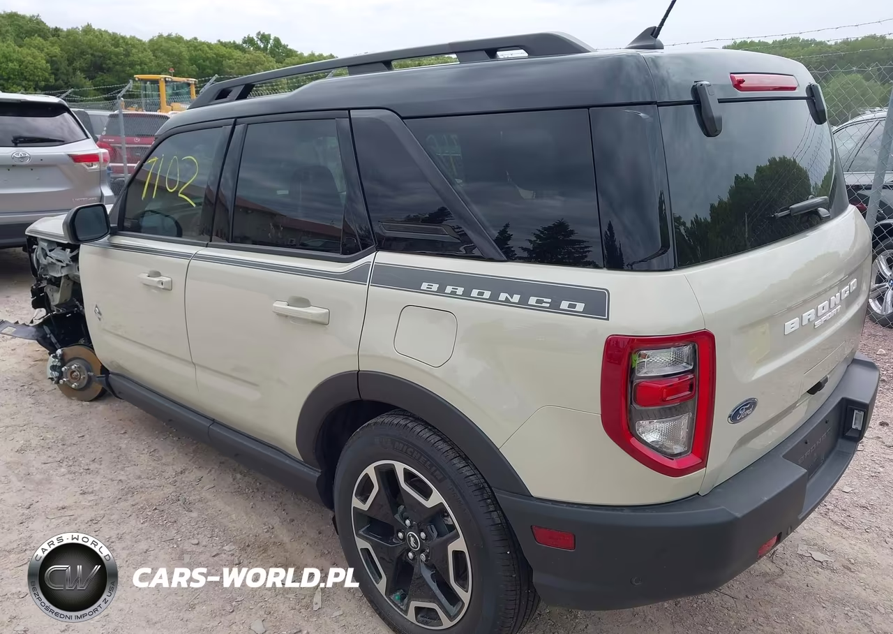 2024 Ford Bronco Sport Outer Banks VIN:3FMCR9C67RRF16484 - 3
