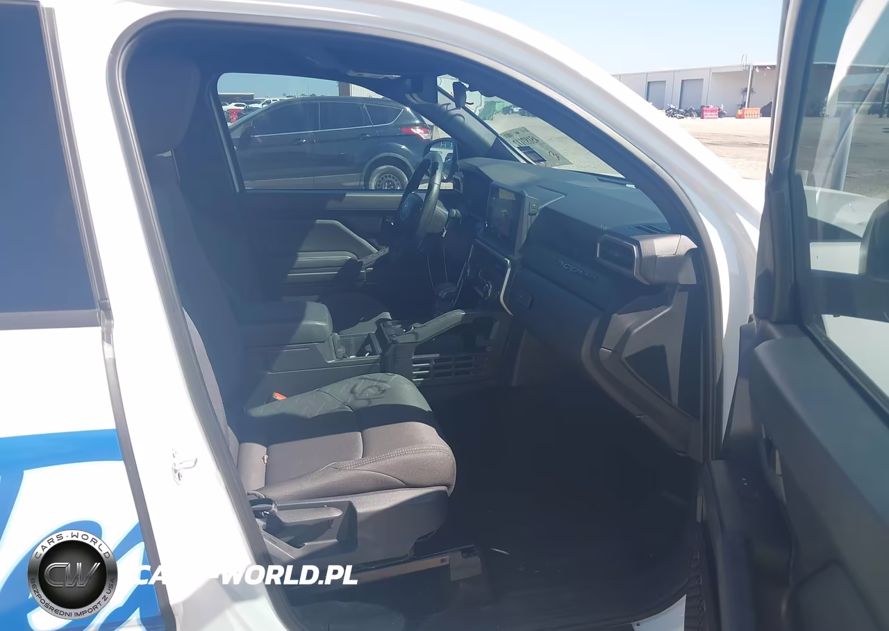 2025 Toyota Tacoma Sr VIN:3TYJDAHN4ST034171 - 5