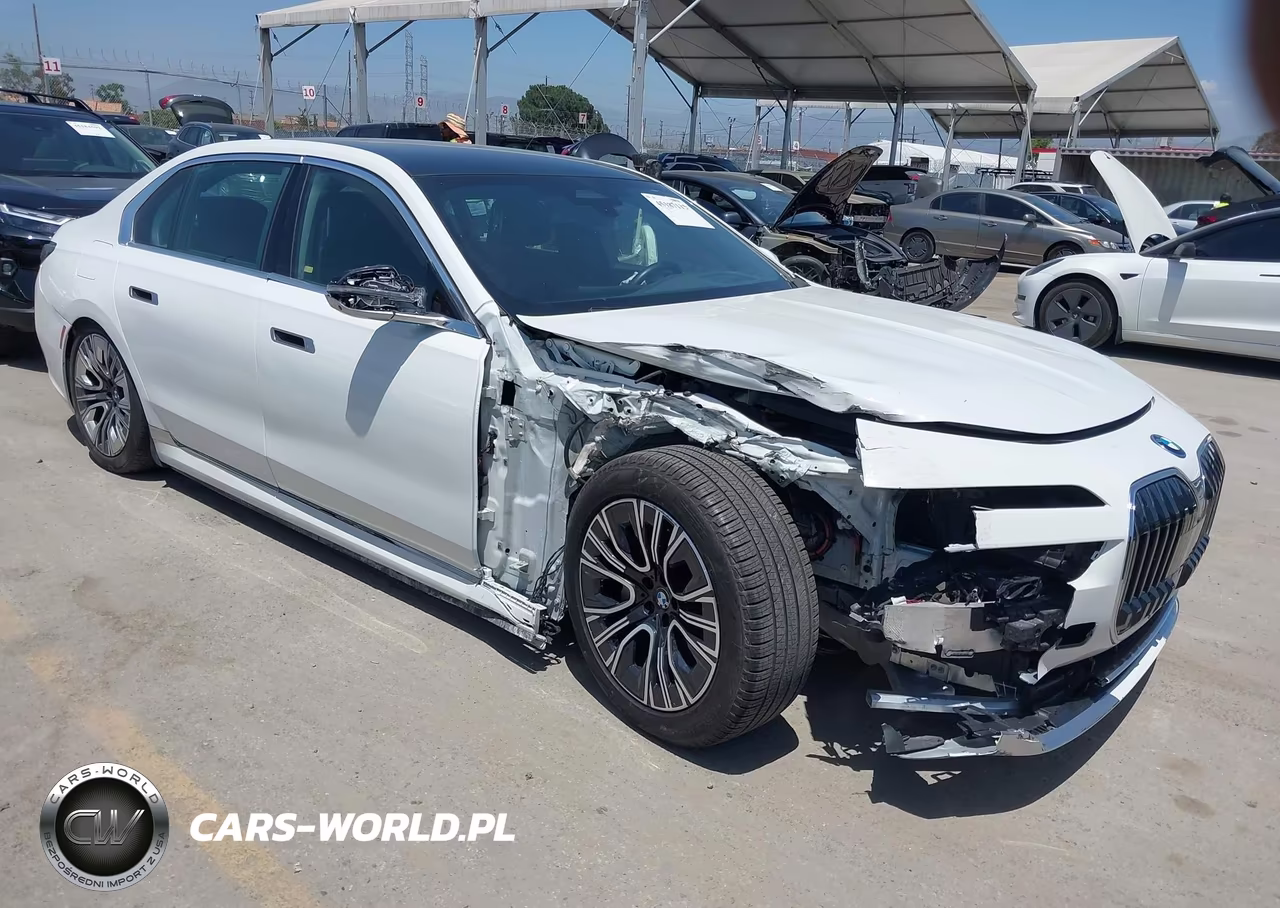 2025 BMW I7 Edrive50