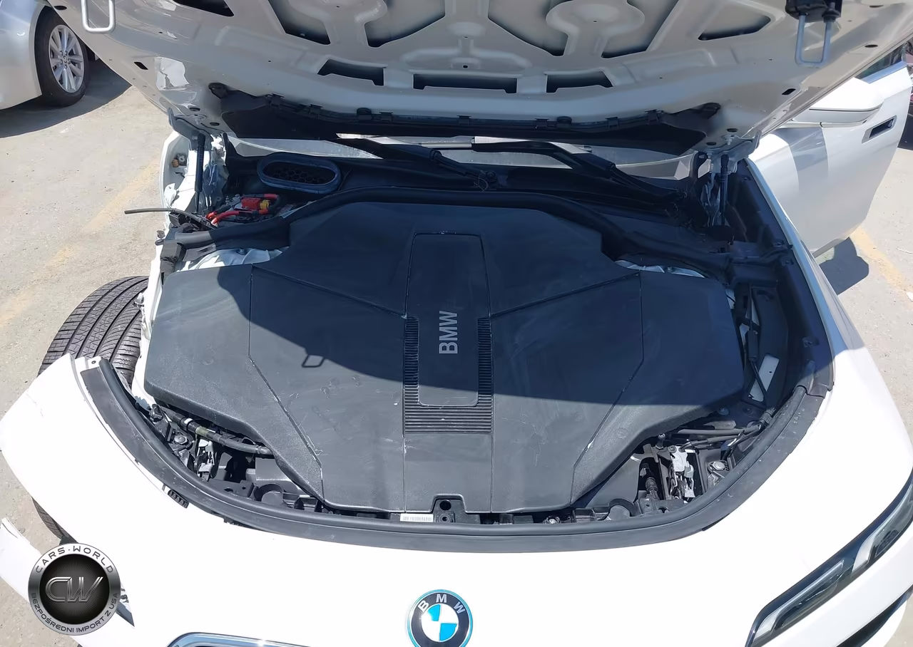2025 BMW I7 Edrive50 VIN:WBY43EJ02SCT41887 - 10