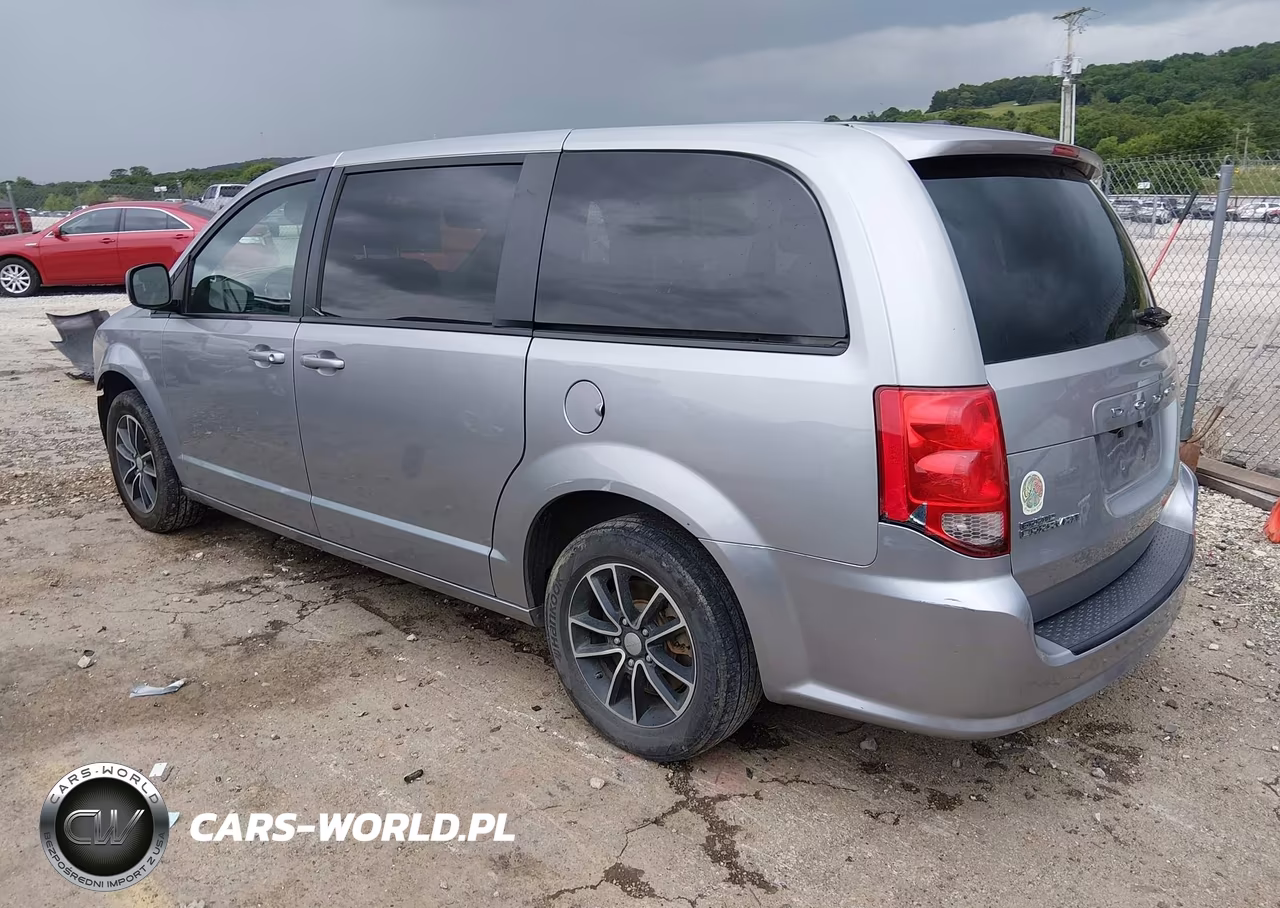 2018 Dodge Grand Caravan Se Plus VIN:2C4RDGBG2JR198764 - 3