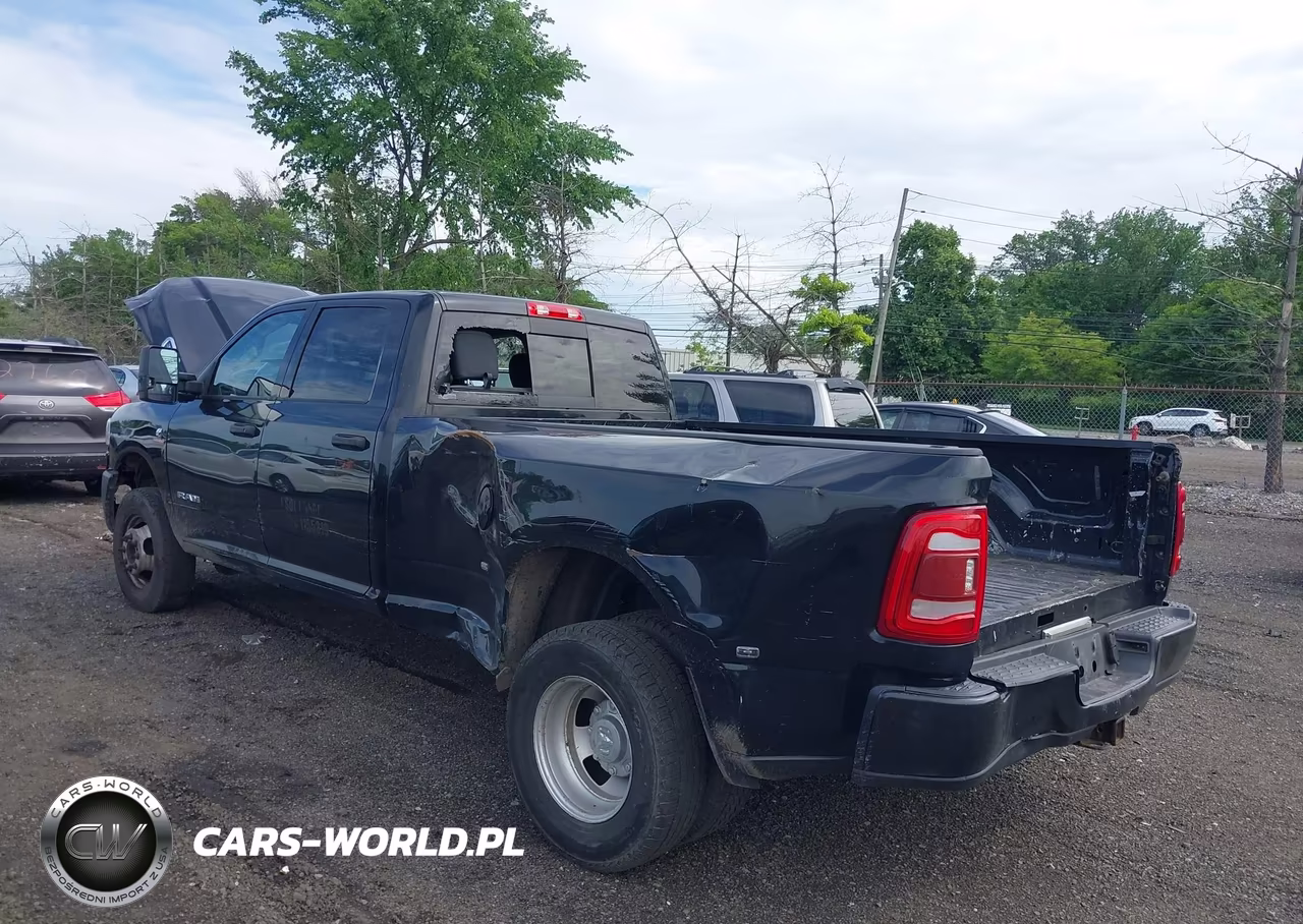 2020 Ram 3500 Tradesman 4X4 8' Box VIN:3C63RRGL2LG236129 - 11
